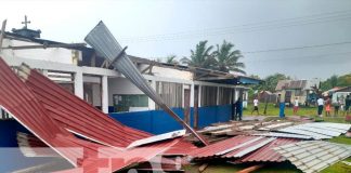 Tornado deja sin techo una escuela en Laguna de Perlas