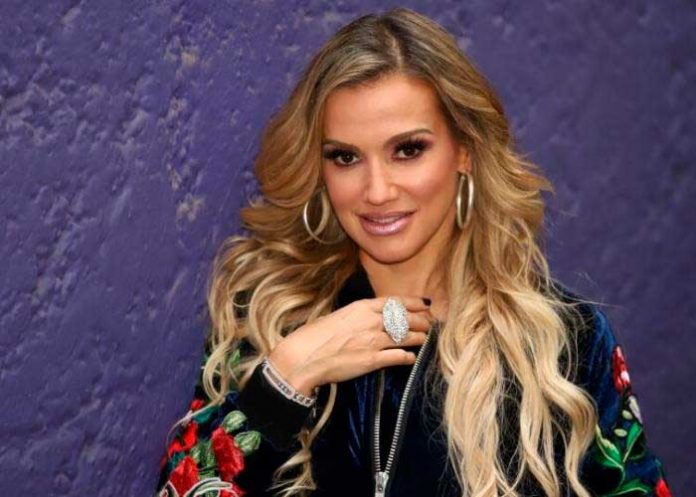 ¡Bebé en camino! A sus 49 años, Fanny Lu anunció que está embarazada