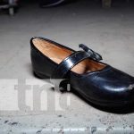 ¡Cuidado! Cámara de seguridad capta a degenerado atacando a una menor en Managua Zapato de una niña. Referencia a caso de agresión sexual en Managua