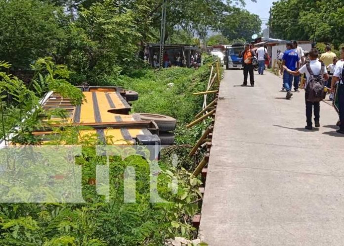 Accidente de tránsito con bus en Los Brasiles, Managua
