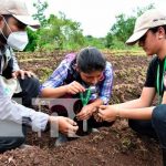 Conozca qué hace la Universidad en el Campo en Nicaragua Estudiantes que forman parte de la Universidad en el Campo en Nicaragua