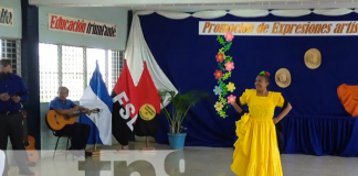 Foto: Actividad en el colegio Ramírez Goyena