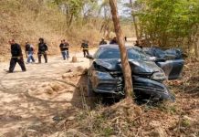 ¡Masacre! A balazos matan a dos «coyotes» tras persecución en Chiapas ¡Masacre! A balazos matan a dos "coyotes" tras persecución en Chiapas