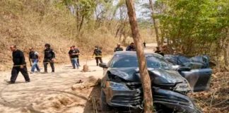 ¡Masacre! A balazos matan a dos "coyotes" tras persecución en Chiapas