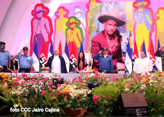daniel-sandino-02 Presidente Daniel Ortega en acto por el 127 aniversario del natalicio del General Sandino