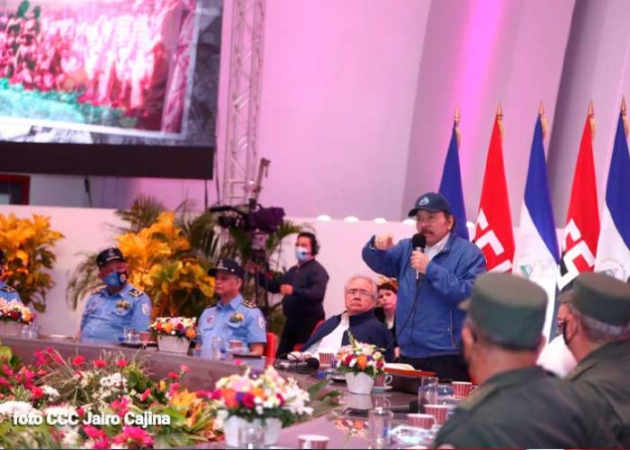 Presidente Daniel Ortega en acto por el 127 aniversario del natalicio del General Sandino