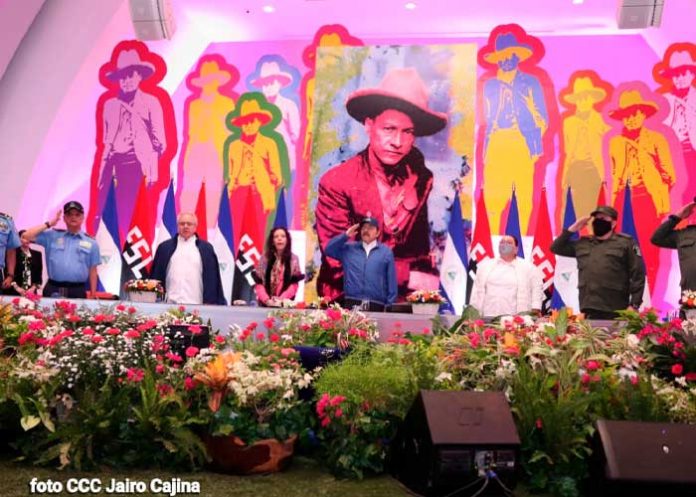 Presidente Daniel Ortega en acto por el 127 aniversario del natalicio del General Sandino