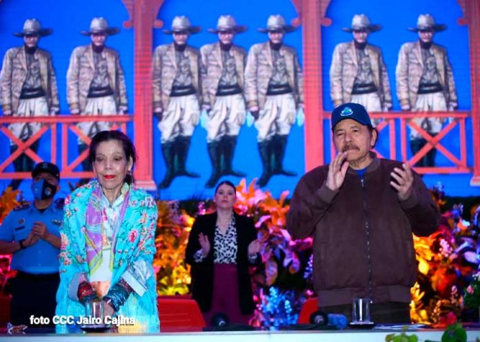 dos-dignidad-6 Acto en conmemoración del Día de la Dignidad Nacional, presidido por el Comandante Daniel Ortega y la Vicepresidenta Rosario Murillo