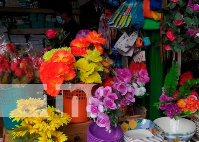 Mercado de Jinotepe con feria de descuentos por las madres