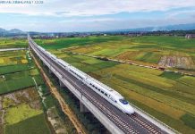 Gigantesco asiático en China se prepara para circular