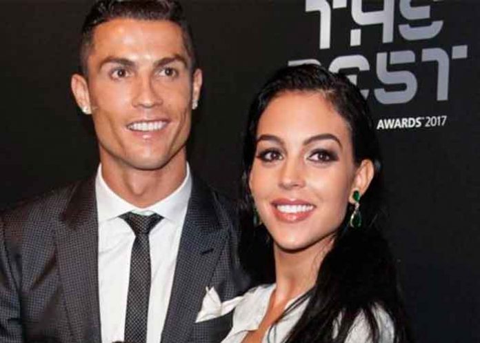 Por primera vez Georgina Rodríguez muestra el rostro de su hija