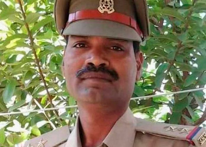 india7 India: Policía es arrestado por violar a niña cuando denunciaba otro abuso