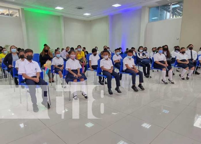 Presentación de resultados del idioma inglés en educación de Nicaragua