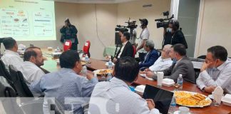 Delegación iraní con funcionarios de energía en Nicaragua