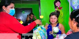 Alcaldía de Jalapa entregan reconocimientos a las madres en su día