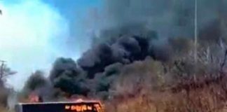 Enfrentamiento entre bandas deja tres muertos en Jalisco, México (video)
