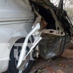 Microbús pierde el control y se estrella contra negocio en Juigalpa Accidente de tránsito en carretera de Managua a Juigalpa