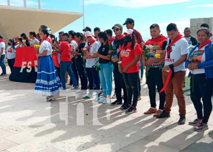 Homenaje de la Juventud Sandinista en natalicio del General Sandino