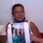 «Un carro levantó a mi hijo»: Mujer solicita ayuda en Managua Mujer solicita ayuda para su hijo accidentado en Managua