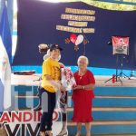 Regalos a madres como parte de los festejos en Managua