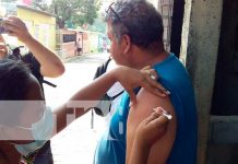 Jornada de vacunación en barrios de Managua