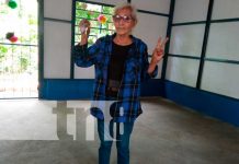 Adultas mayores reciben viviendas dignas en Managua Entrega de viviendas dignas a familias en Managua