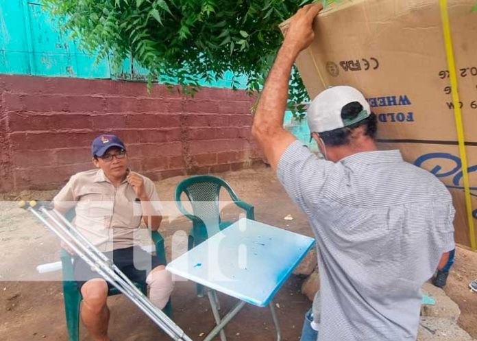 Entrega de medios auxiliares en Managua