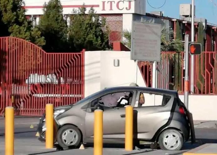 mexico1 A plena luz del día acribillan a familia en la frontera de EE.UU y México