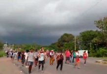 Parte desde la frontera de México-Guatemala la séptima caravana de migrantes Parte desde la frontera de México-Guatemala la séptima caravana de migrantes