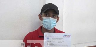 Joven solicita ayuda para comprar muletas, en Managua