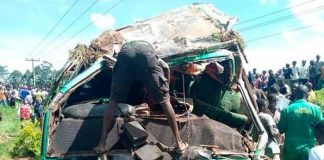 Trágico accidente de tránsito en Uganda deja al menos 20 muertos