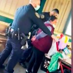 ¡Indignación! Arrestan a mujer por vender frutas en metro de Nueva York ¡Indignación! Arrestan a mujer por vender frutas en metro de Nueva York