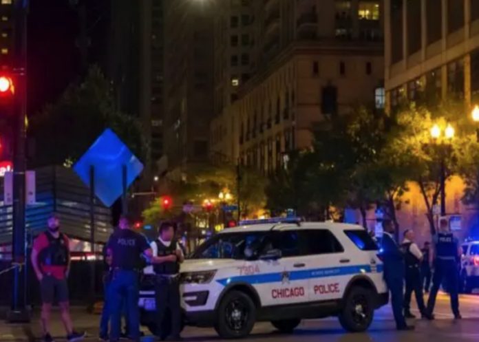 q Chicago: Tiroteo masivo deja 2 muertos y 8 heridos