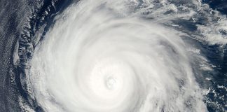 "Peligro de inundaciones" ciclón golpea 2 regiones más de América Latina