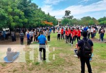 Estudiantes realizan reto extremo juvenil en homenaje a Rigoberto López Pérez Reto juvenil extremo en honor a Rigoberto López Pérez