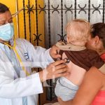 Llevan servicios médicos al barrio Dinamarca, Managua Atención gratuita de salud para familias en Managua