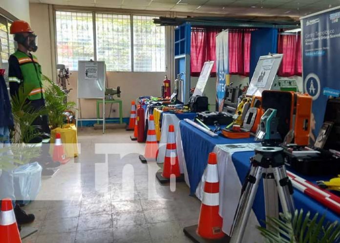Equipamiento para centro técnico en Masaya
