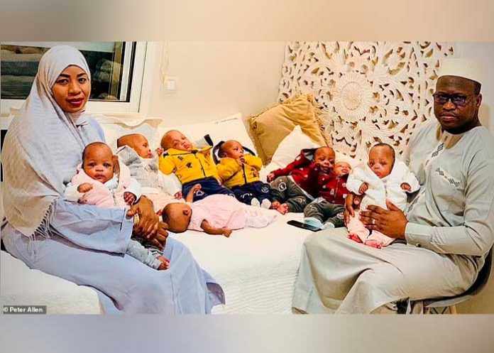 ¡Únicos en el mundo! Nonillizos celebran su primer año de vida en Malí