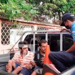 Agarran a supuestos ladrones con los «zapatos en las manos» en Tipitapa Captura de dos supuestos ladrones en Tipitapa