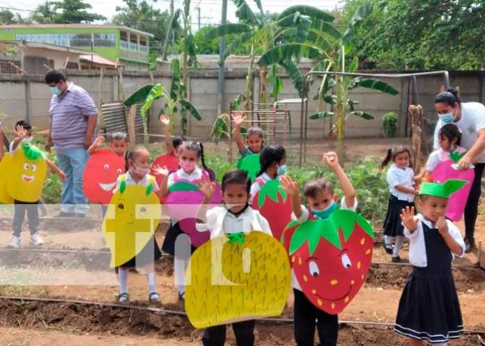 Realizan feria de la merienda escolar en Tipitapa, Managua