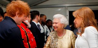 Ed Sheeran en tributo a Isabel II y el duque de Edimburgo