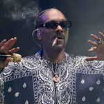 ¡Se premió! Snoop Dogg paga 50 mil dólares por ‘enrolar su churro’ ¡Se premió! Snoop Dogg paga 50 mil dólares por 'enrolar su churro'