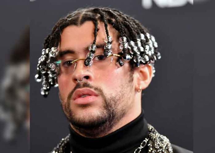 1 ¡Bad Bunny prende Instagram tras mostrar foto en boxer!