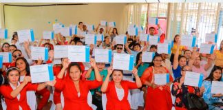 Escuelas municipales de oficios realizan graduaciones de protagonistas