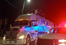 Al menos 366 migrantes fueron rescatados de camión en México Al menos 36 migrantes fueron rescatados de camión en México