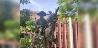 Inauguran monumento a Sandino en Universidad de Panamá