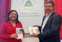 Intelectual, poeta y promotor de cultura visitó la embajada de Nicaragua en Londres