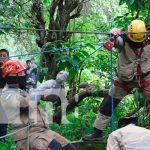 Extraen cadáver de un pozo artesanal en Masaya Extraen cadáver de un pozo artesanal en Masaya