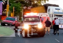 Fallece motociclista en los semáforos de El Guanacaste, Managua Fallece motociclista en los semáforos del Guanacaste, Managua