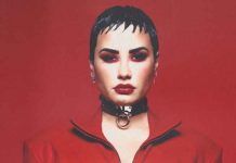 Entre ‘sexy y blasfemo’: Demi Lovato promociona su canción “Skin of my teeth” Entre 'sexy y blasfemo': Demi Lovato promociona su canción “Skin of my teeth”